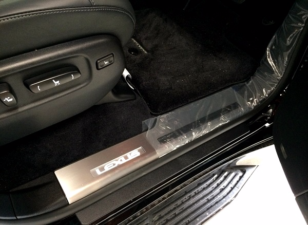 Genuine Lexus Japan 2016-2021 LX 570 Front Illuminated Door Scuff